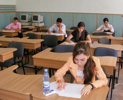 Peste 11.000 de elevi bihoreni, în febra examenelor
